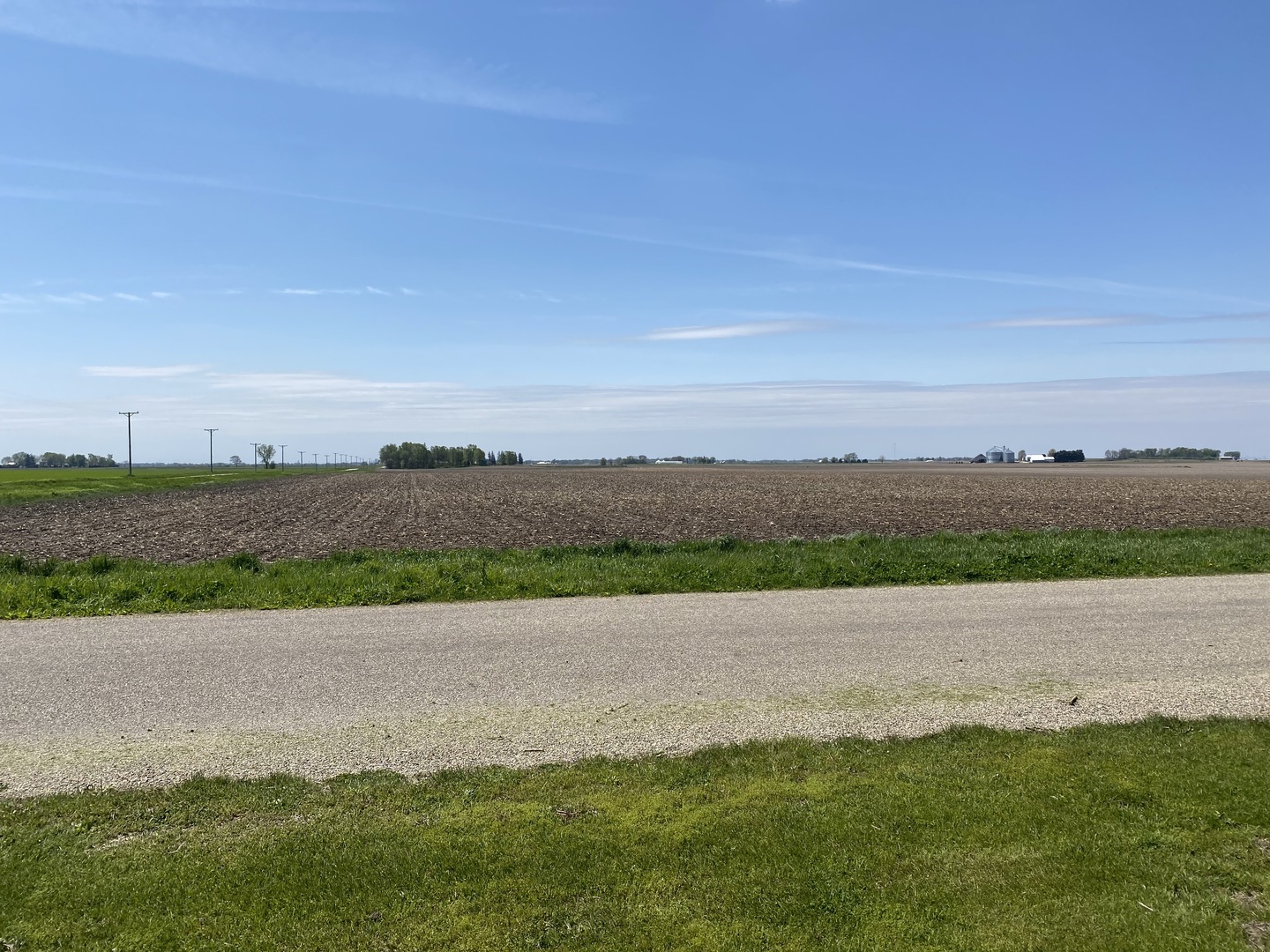 18240 Hurd Road Prophetstown, IL 61277 - Photo 17 of 18 a view of a yard with an ocean view