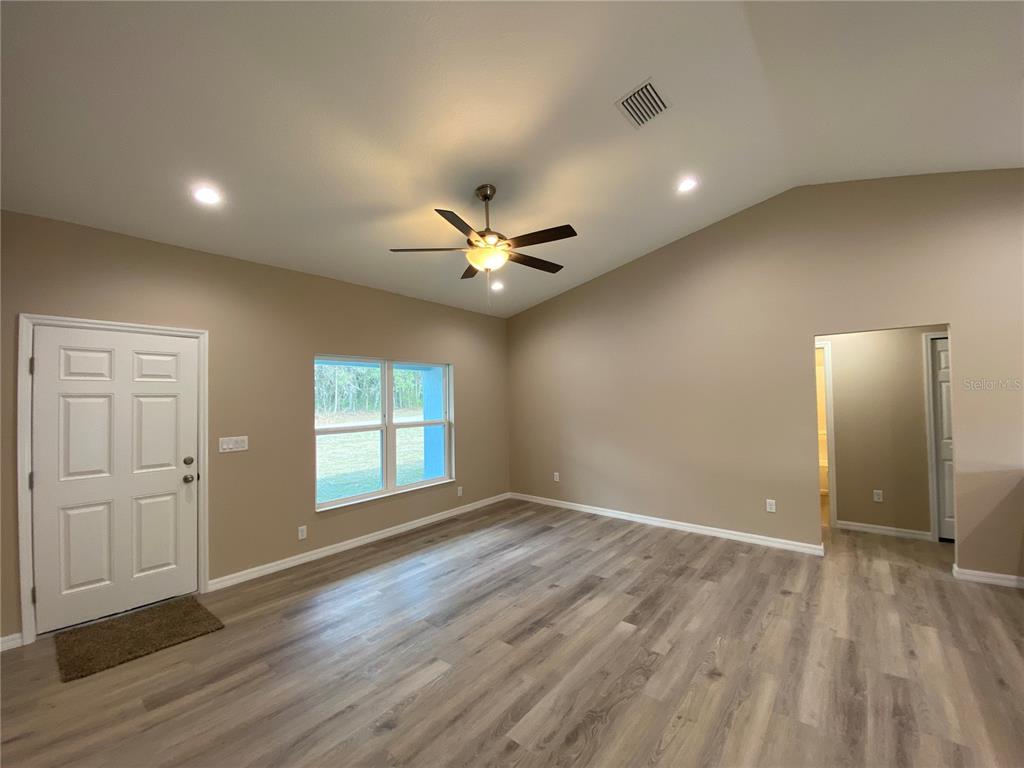 6288 Southwest 151st Lane Ocala, FL 34473 - Photo 2 of 28
