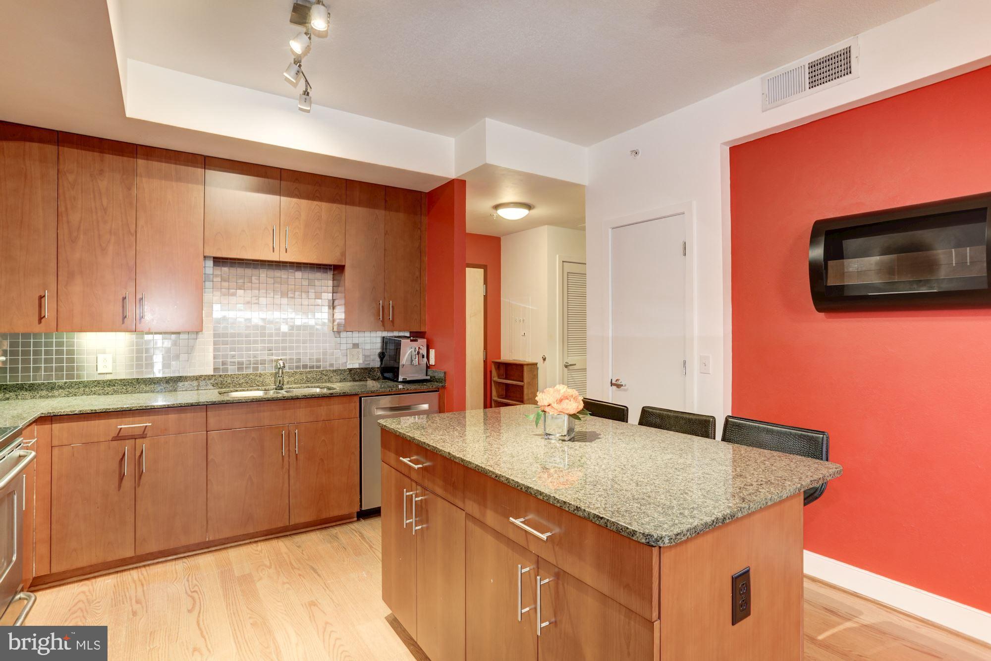 910 M Street Northwest, Unit 206 Washington, DC 20001 - Photo 7 of 49