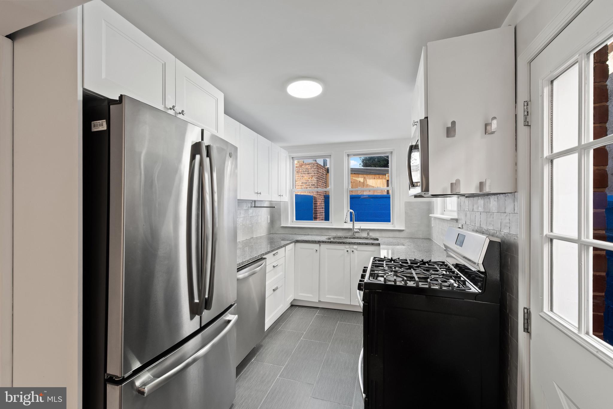 312 South Exeter Street Baltimore, MD 21202 - Photo 6 of 14 kitchen