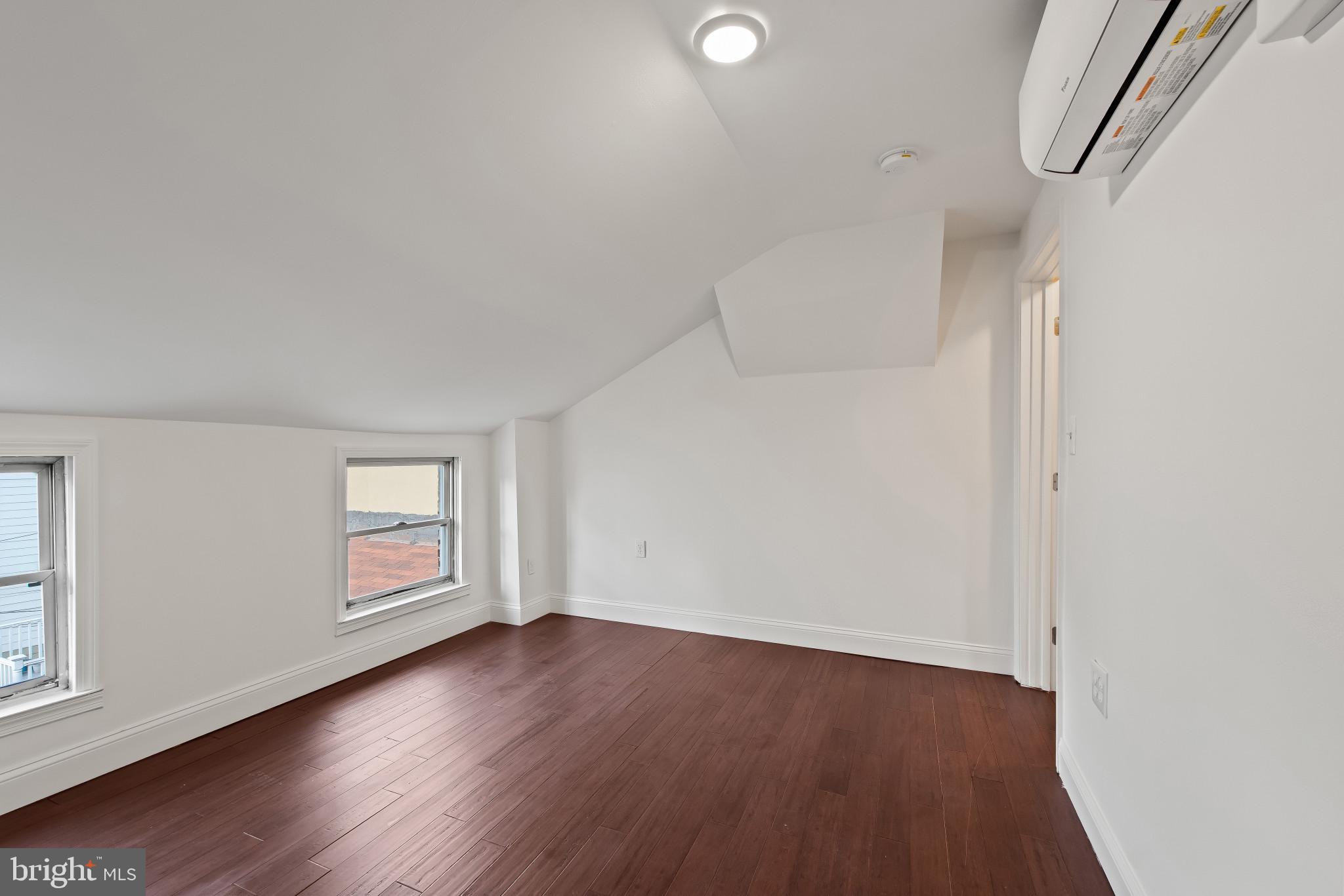 312 South Exeter Street Baltimore, MD 21202 - Photo 10 of 14 Bedroom