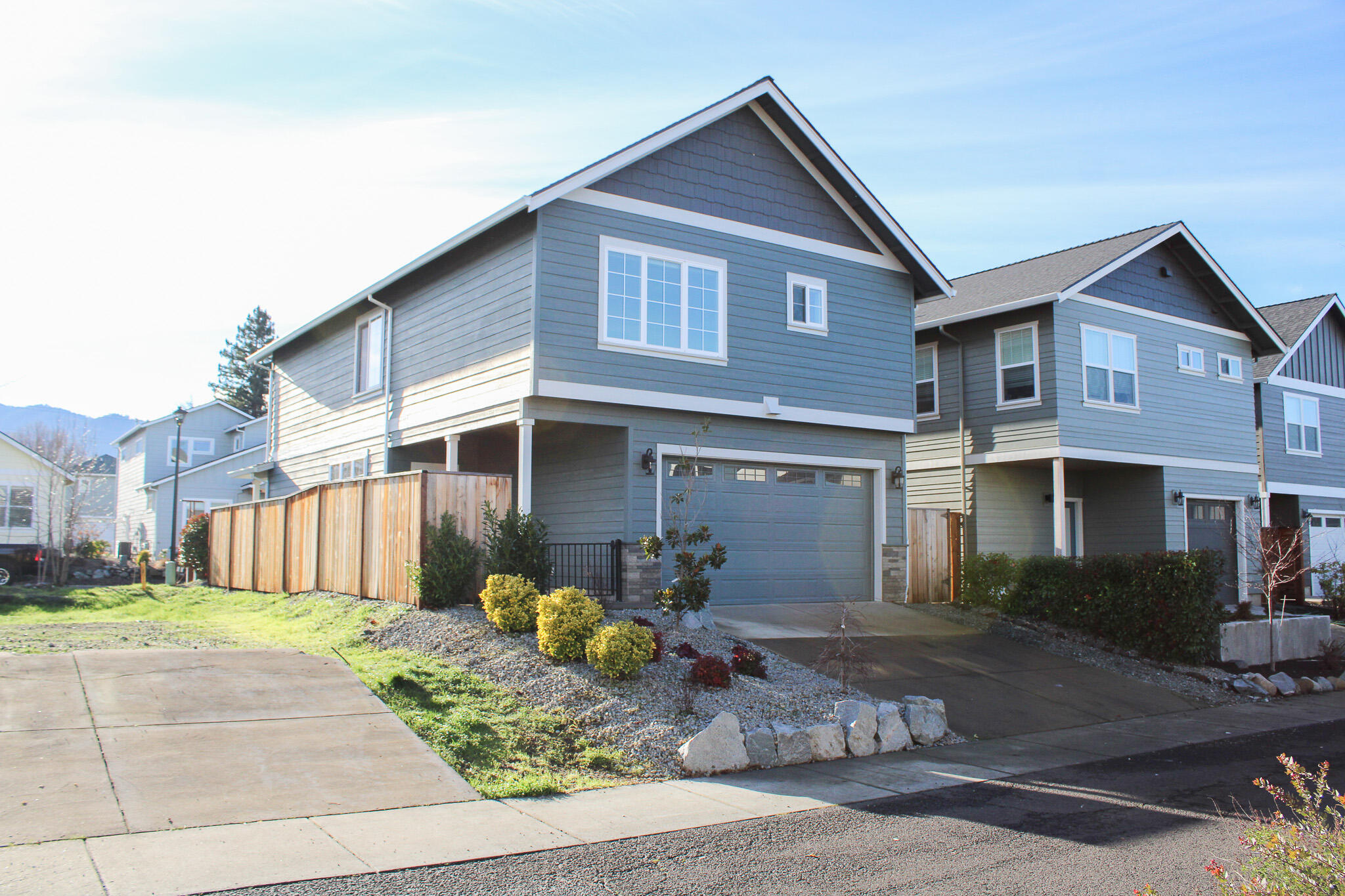 237 Willow Way Talent, OR 97540 - Photo 28 of 28 Kirt Real Estate 2025-62