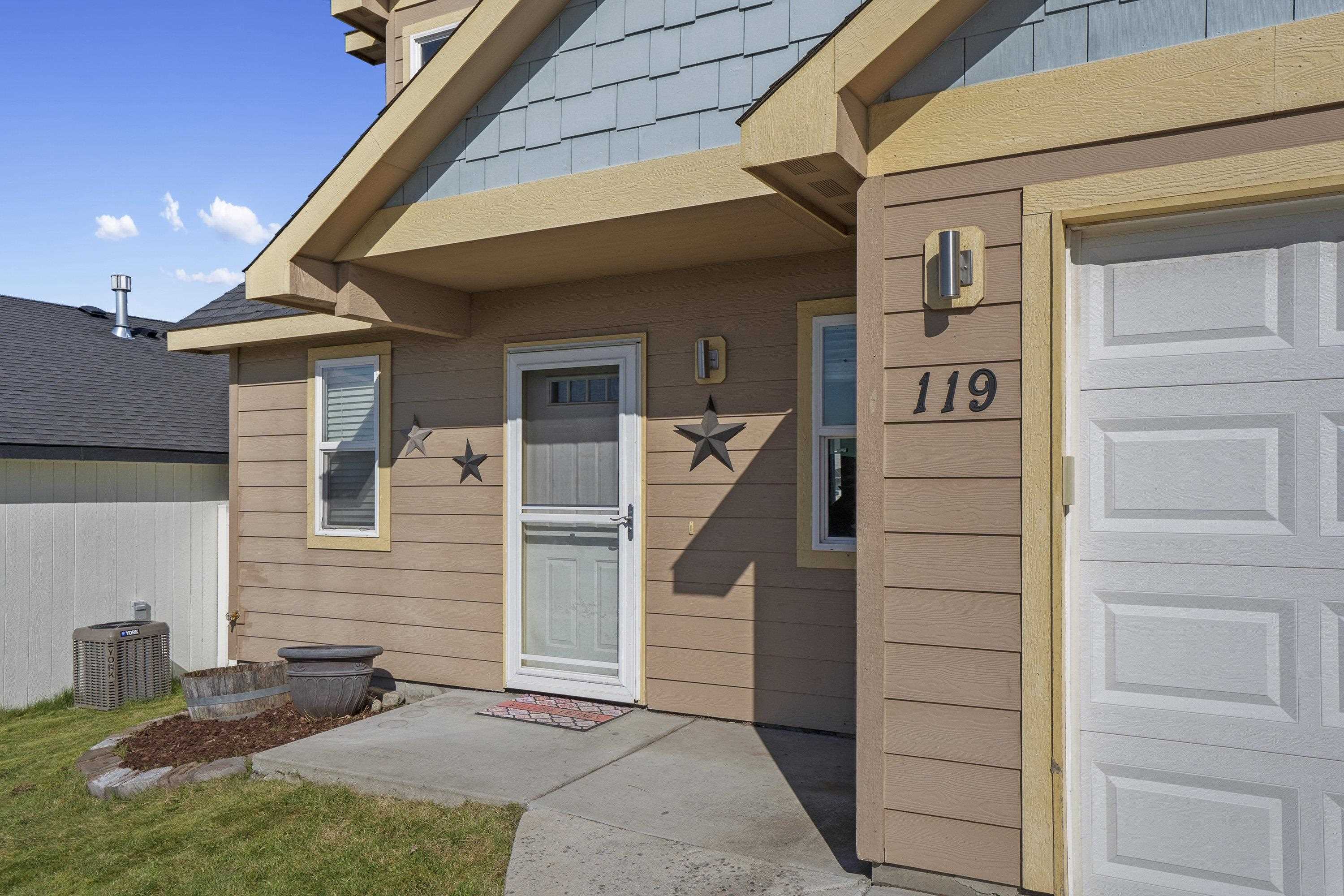 119 South Meyers Road Spokane Valley, WA 99016 - Photo 3 of 35