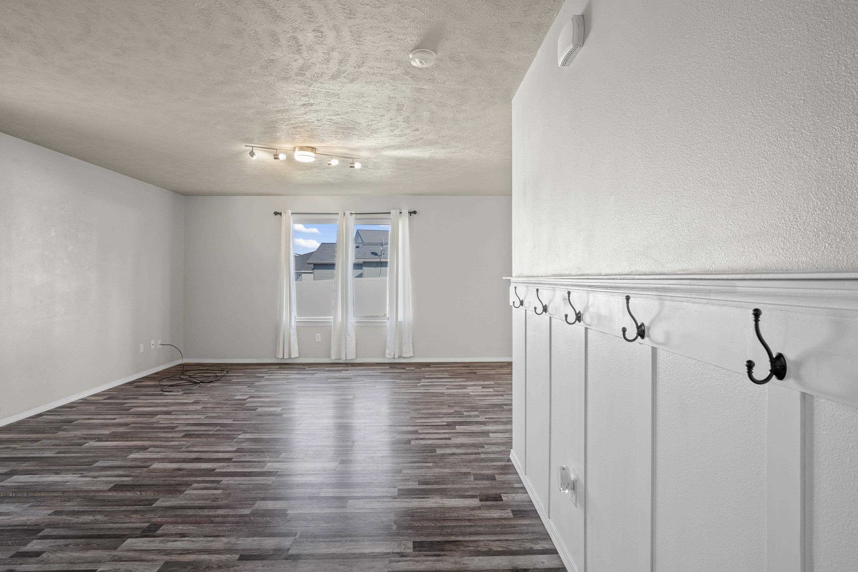 119 South Meyers Road Spokane Valley, WA 99016 - Photo 5 of 35