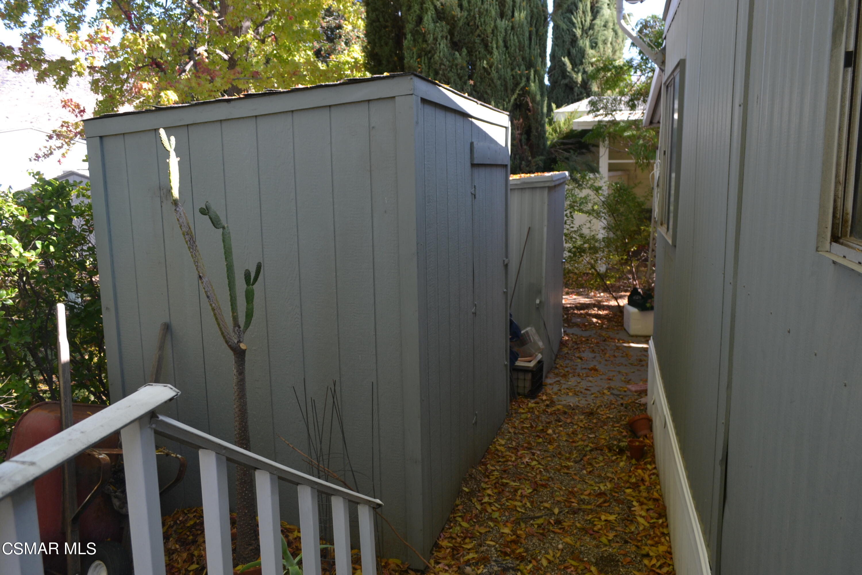 6480 Katherine Road, Unit 44 Simi Valley, CA 93063 - Photo 16 of 32 a view of a pathway of a house