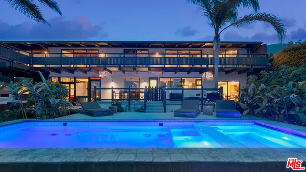 $12,000,000 | 31970 Pacific Coast Highway, Malibu, CA 90265