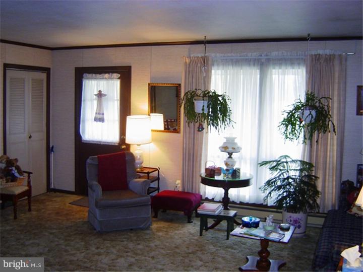 1020 Clematis Street Sinking Spring, PA 19608 - Photo 3 of 15 Living Room