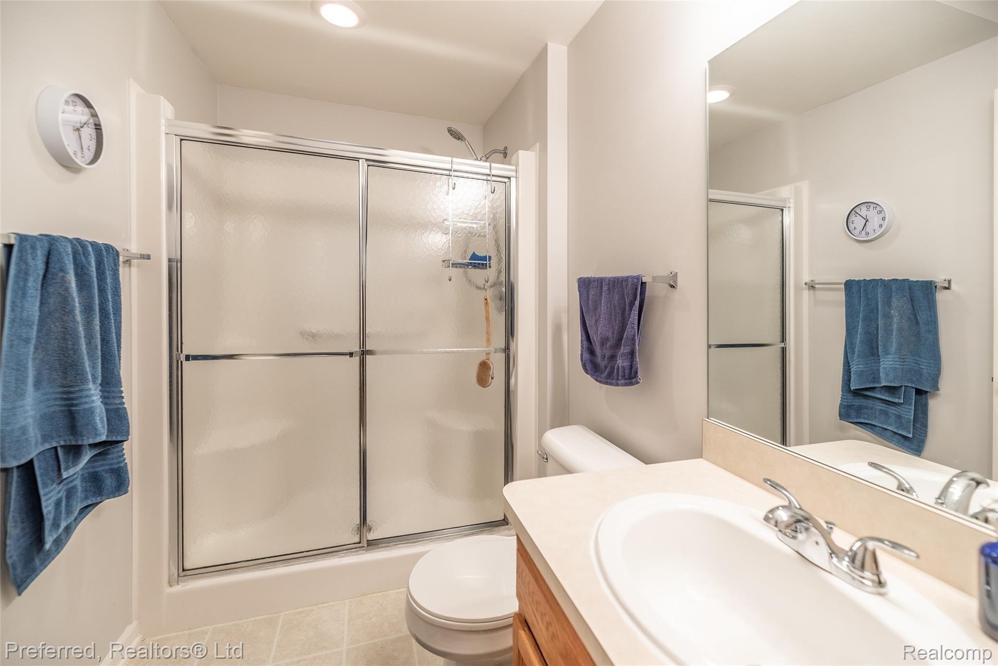 11706 Farmington Road Livonia, MI 48150 - Photo 11 of 20 DSC_4963.jpg