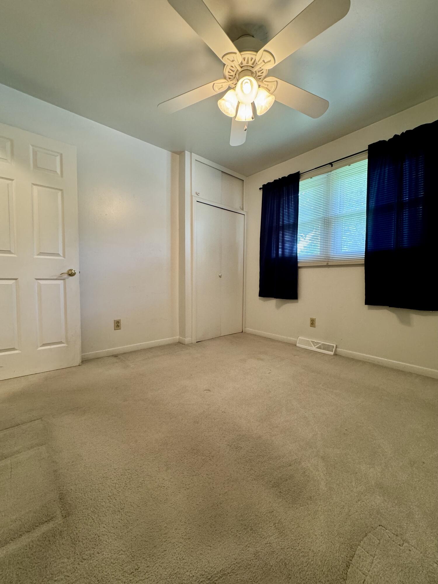 103 Ridgewood Circle Covington, VA 24426 - Photo 11 of 31 IMG_7537