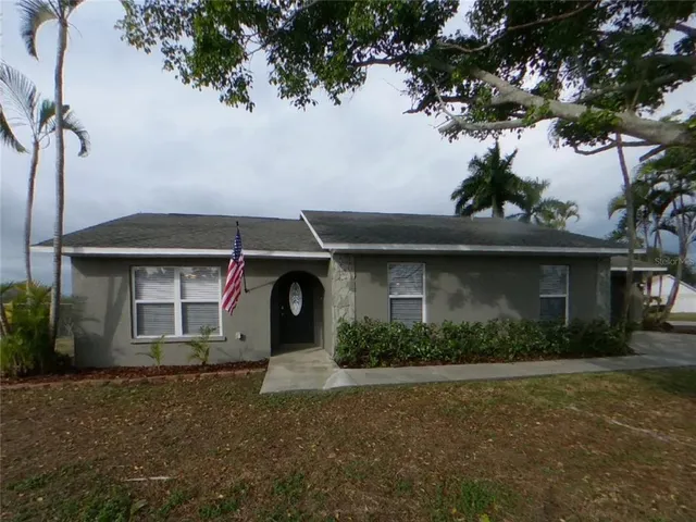 $2,239 | Undisclosed Address, Palmetto, FL 34221