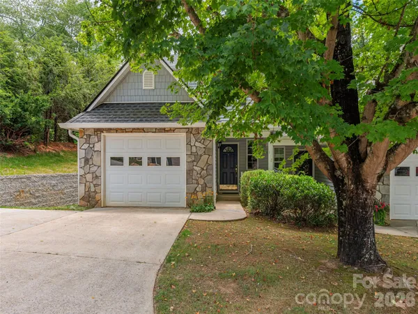$285,000 | 1 Willoughby Run Drive, Asheville, NC 28803
