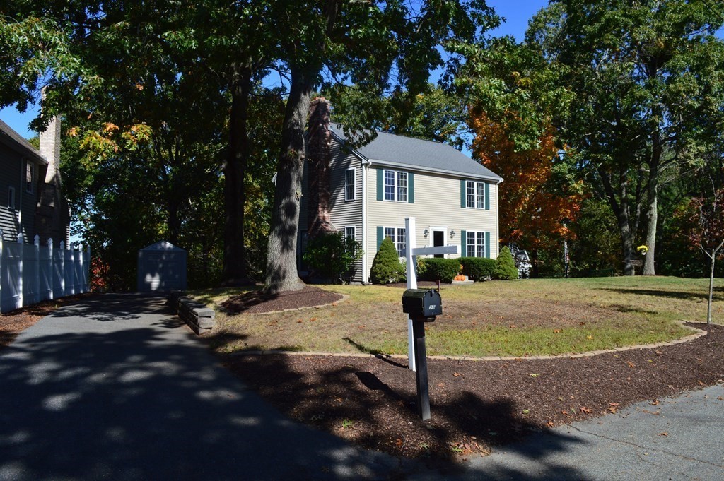 95 Walnut Road Wrentham, MA 02093 - Photo 3 of 37 Gallery Image 3