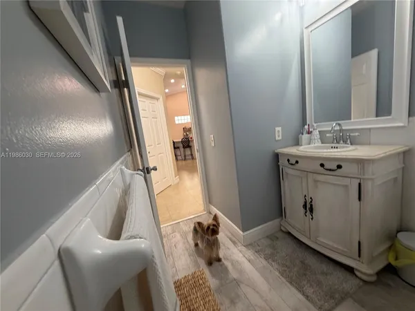 $3,995 | Miami Lakes, Miami Lakes, FL 33018