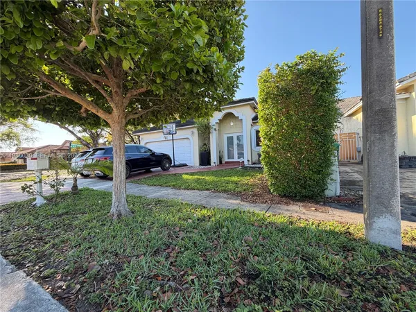 $3,995 | Miami Lakes, Miami Lakes, FL 33018
