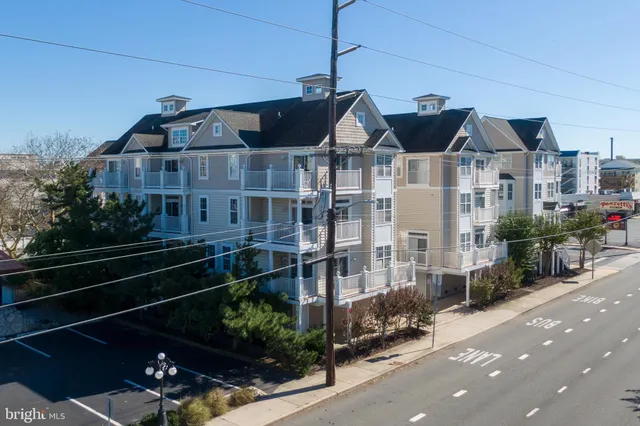 $775,000 | 14402 Coastal Highway, Unit D2, Ocean City, MD 21842