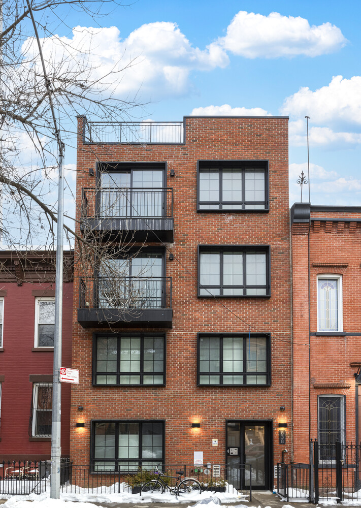 838 Quincy Street, Unit 2F Brooklyn, NY 11221 - Photo 6 of 8 a building view