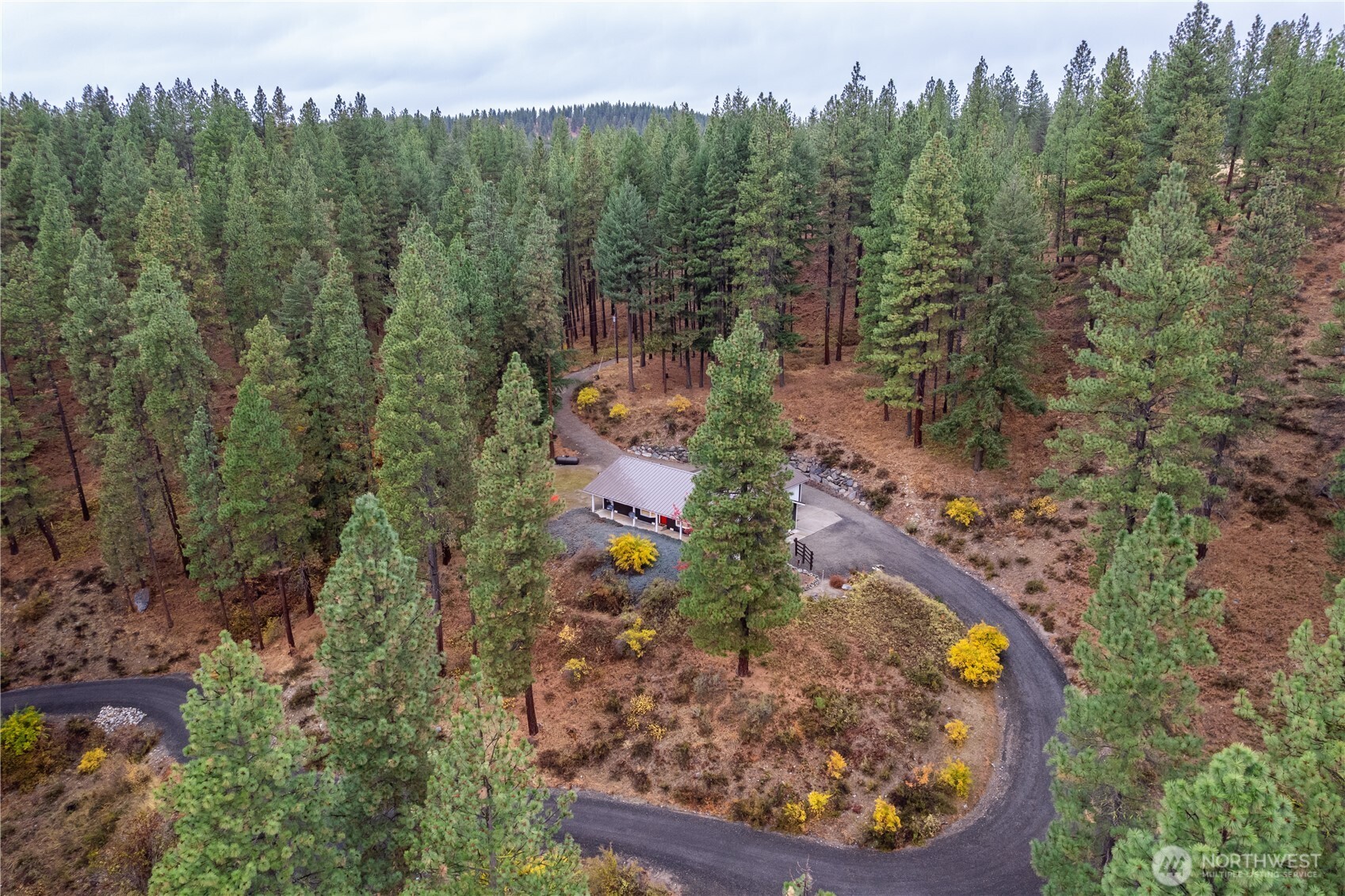 5161 Red Bridge Road Cle Elum, WA 98922 - Photo 3 of 40 a view of a yard