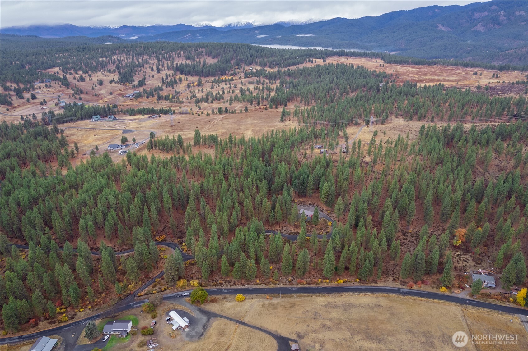 5161 Red Bridge Road Cle Elum, WA 98922 - Photo 32 of 40 a view of lake with mountain in the background