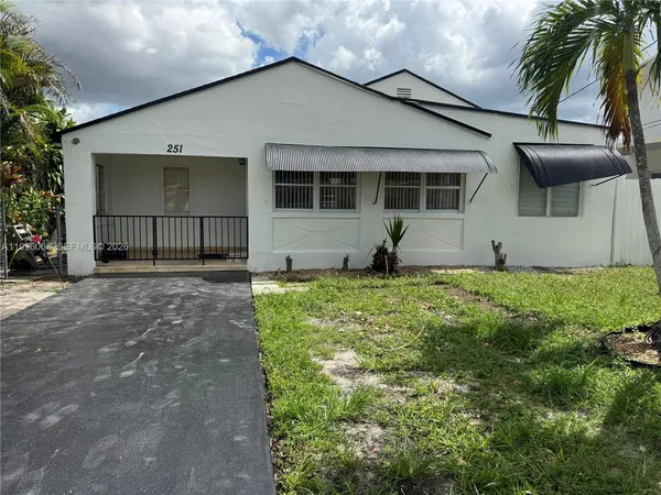 $2,800 | 251 Northwest 49th Avenue, Unit 251, Miami, FL 33126