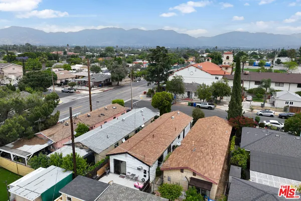 an aerial view of multiple house
