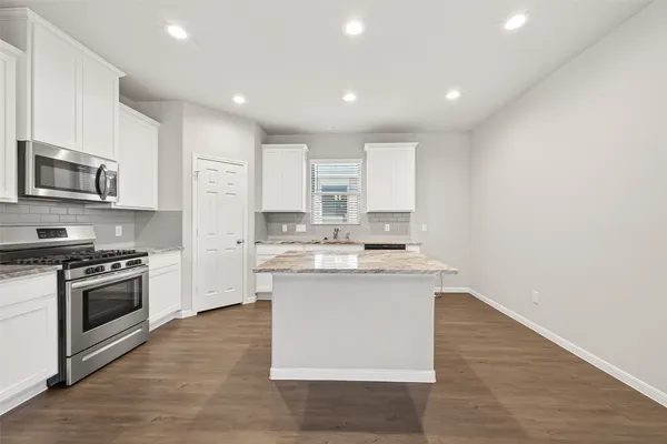 $2,400 | 17727 Chartertree Lane, Tomball, TX 77377