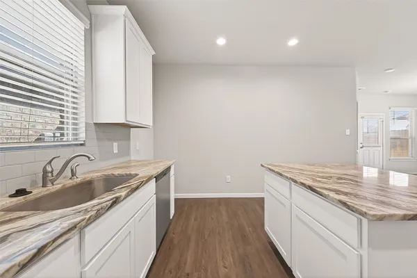 $2,400 | 17727 Chartertree Lane, Tomball, TX 77377