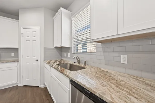 $2,400 | 17727 Chartertree Lane, Tomball, TX 77377