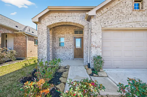 $2,400 | 17727 Chartertree Lane, Tomball, TX 77377