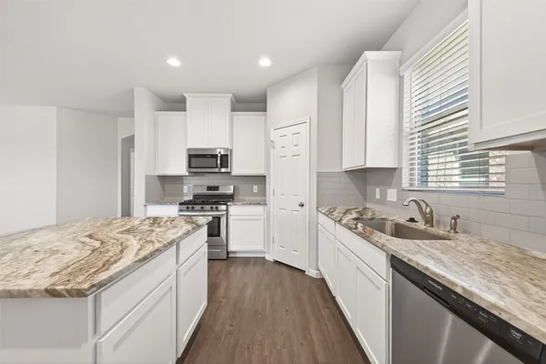 $2,400 | 17727 Chartertree Lane, Tomball, TX 77377