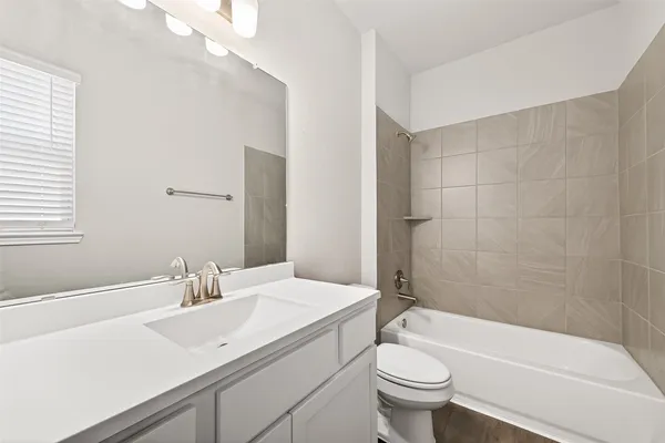 $2,400 | 17727 Chartertree Lane, Tomball, TX 77377