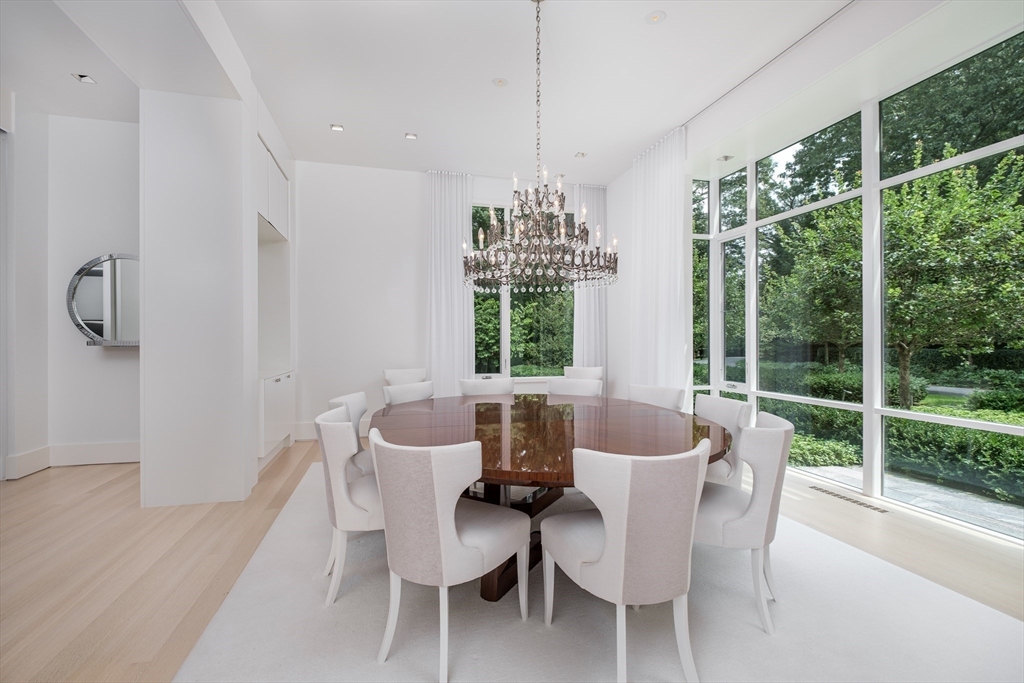 70 Possum Road Weston, MA 02493 - Photo 3 of 42