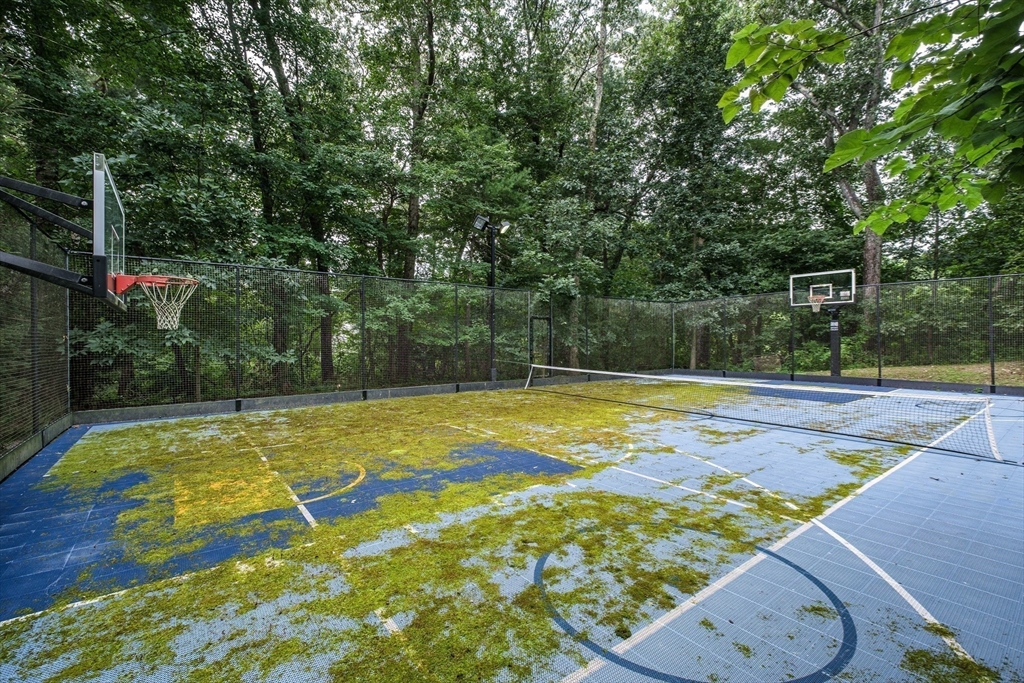 70 Possum Road Weston, MA 02493 - Photo 38 of 42