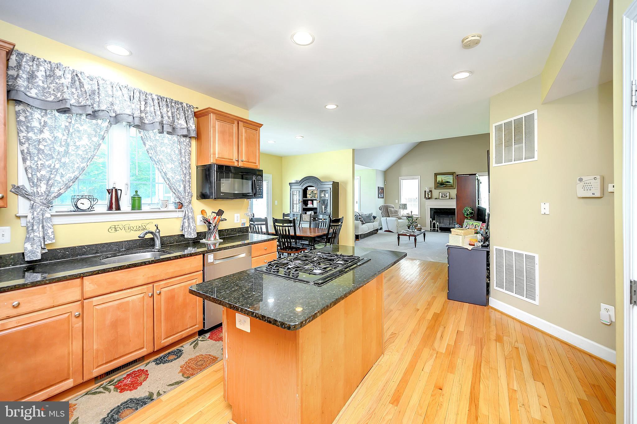 18560 Kerill Road Triangle, VA 22172 - Photo 8 of 57 Gallery Image 8