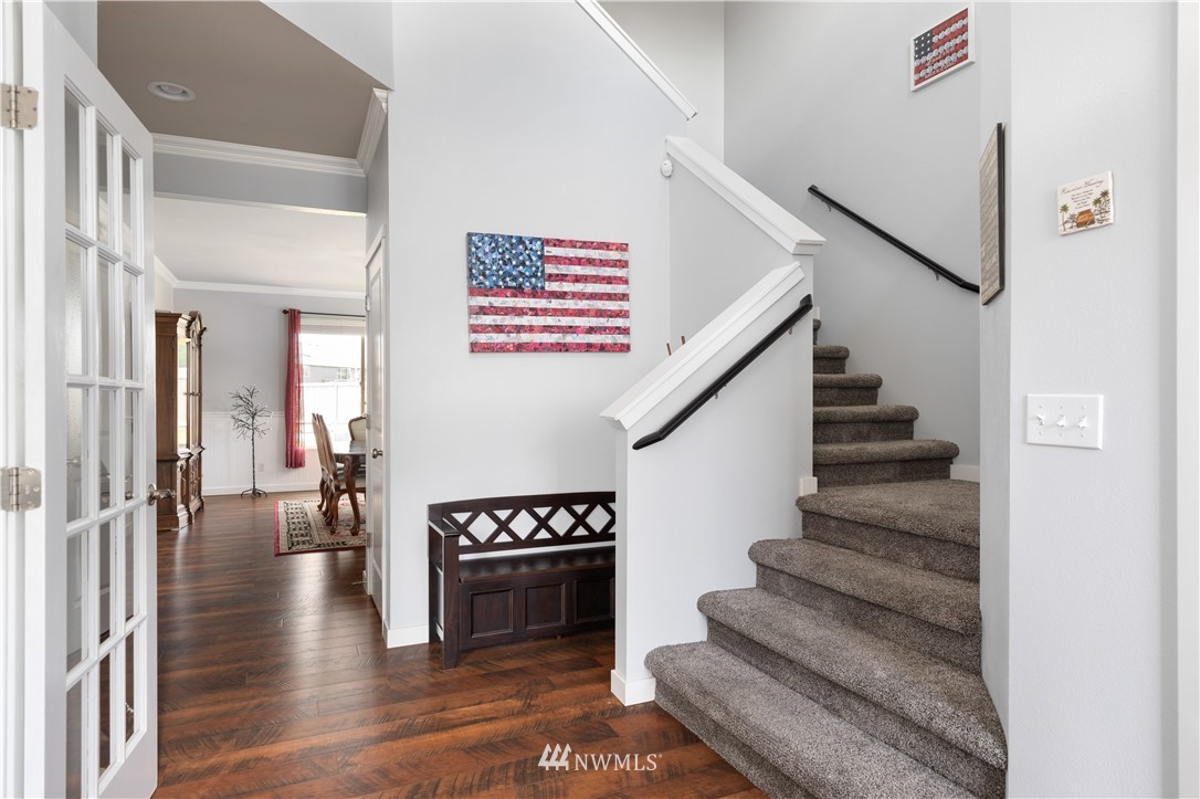 1079 Lyle Ridge Circle Oak Harbor, WA 98277 - Photo 3 of 40 Gallery Image 3