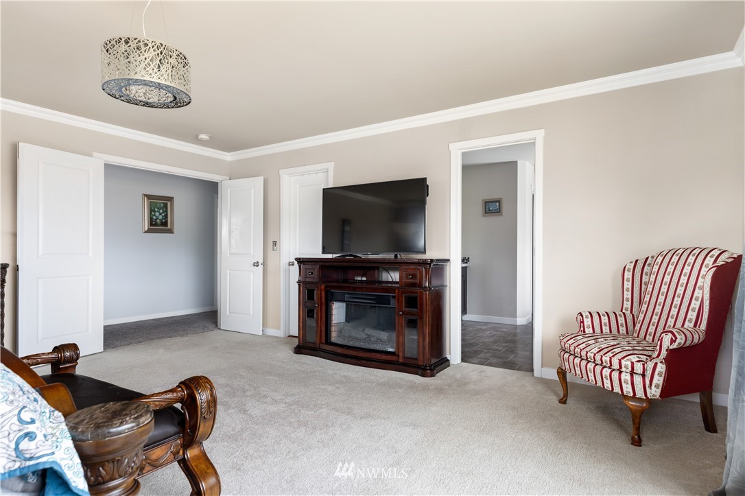1079 Lyle Ridge Circle Oak Harbor, WA 98277 - Photo 25 of 40 Gallery Image 25