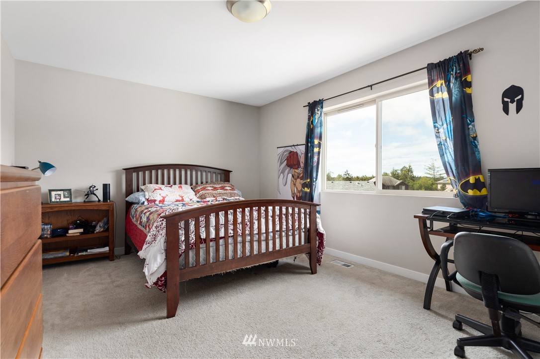 1079 Lyle Ridge Circle Oak Harbor, WA 98277 - Photo 32 of 40 Gallery Image 32