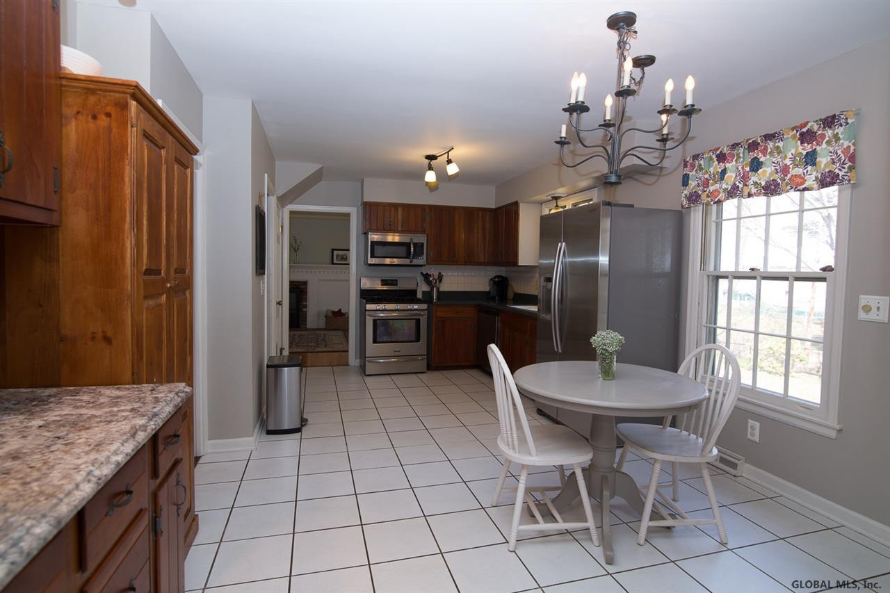 14 Carriage Road Bethlehem, NY 12054 - Photo 9 of 25 Photo 9