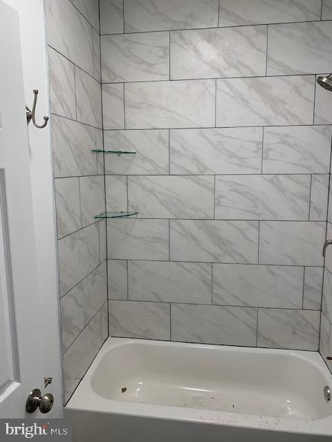 6900 Paschall Avenue Philadelphia, PA 19142 - Photo 5 of 12