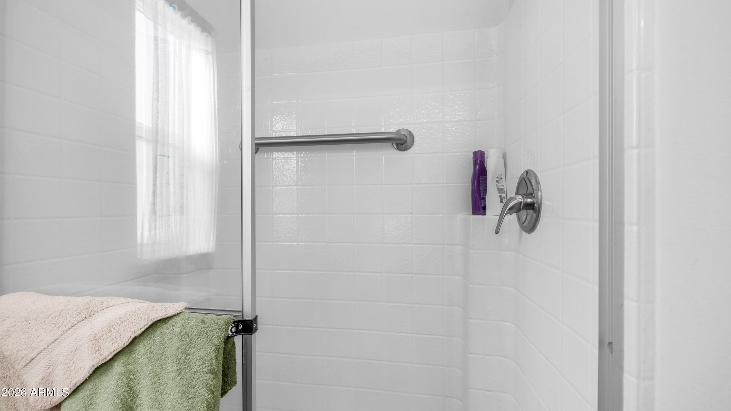 3710 South Goldfield Road, Unit 721 Apache Junction, AZ 85119 - Photo 19 of 63 a bathroom with a bathtub