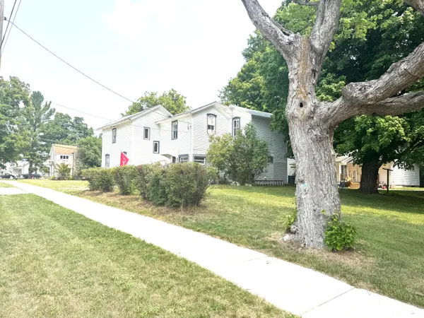 $170,000 | 313 West 6th Street, Evart, MI 49631