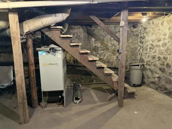 $170,000 | 313 West 6th Street, Evart, MI 49631