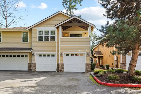 $439,950 | 21900 Southeast 242nd Street, Unit E1, Maple Valley, WA 98038
