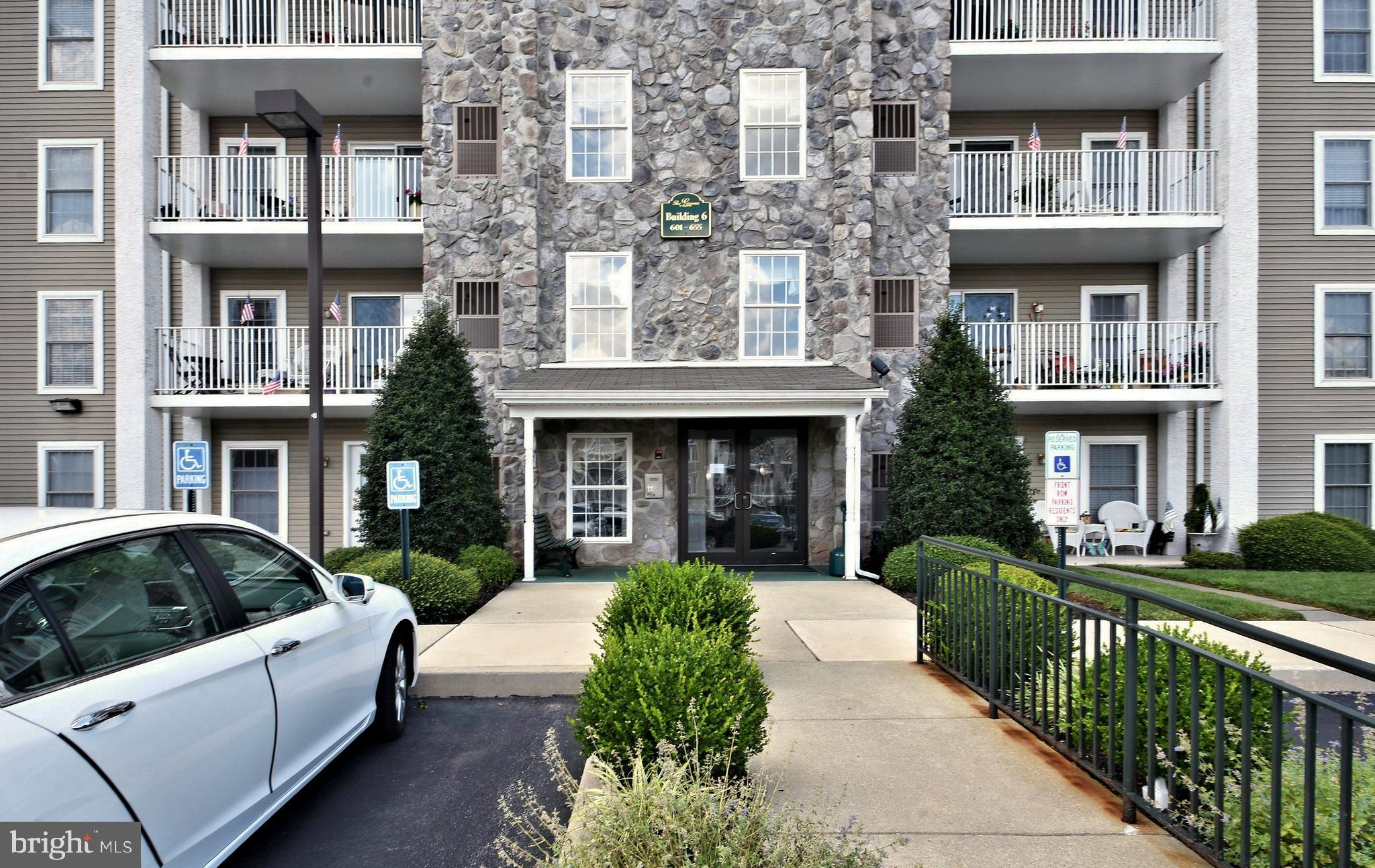 605 Brandon Road Norristown, PA 19403 - Photo 2 of 32 Gallery Image 2