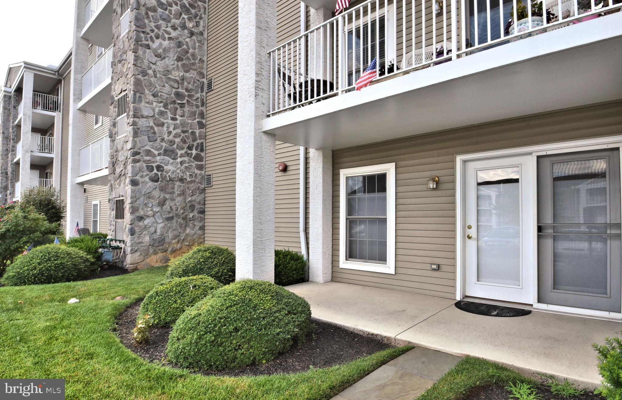 605 Brandon Road Norristown, PA 19403 - Photo 4 of 32 Gallery Image 4