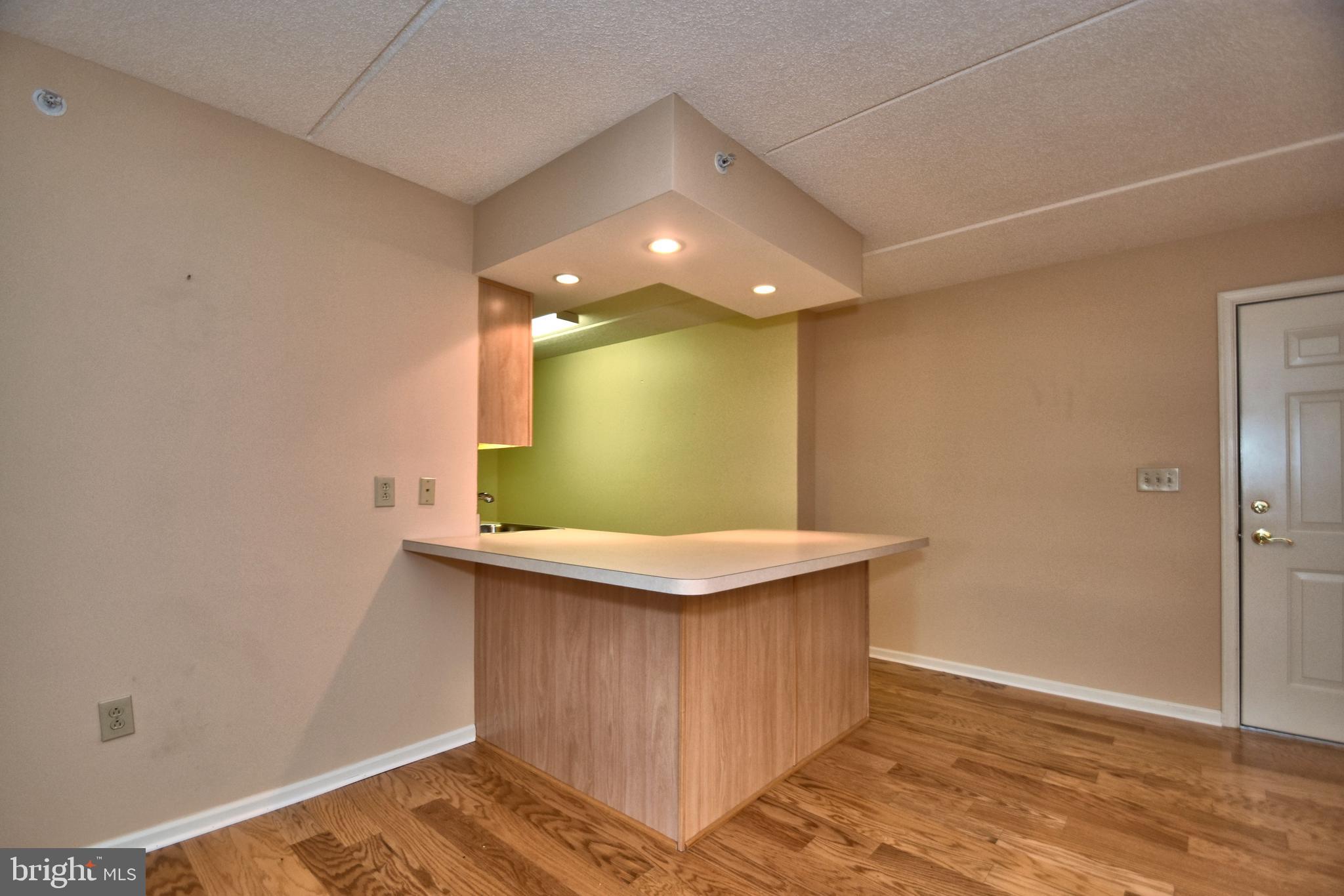 605 Brandon Road Norristown, PA 19403 - Photo 8 of 32 Gallery Image 8