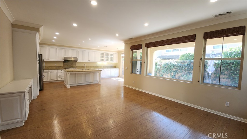 32 Loquat Irvine, CA 92618 - Photo 6 of 45