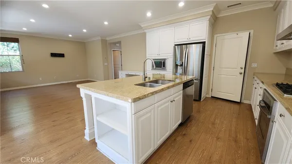 $4,800 | 32 Loquat, Irvine, CA 92618