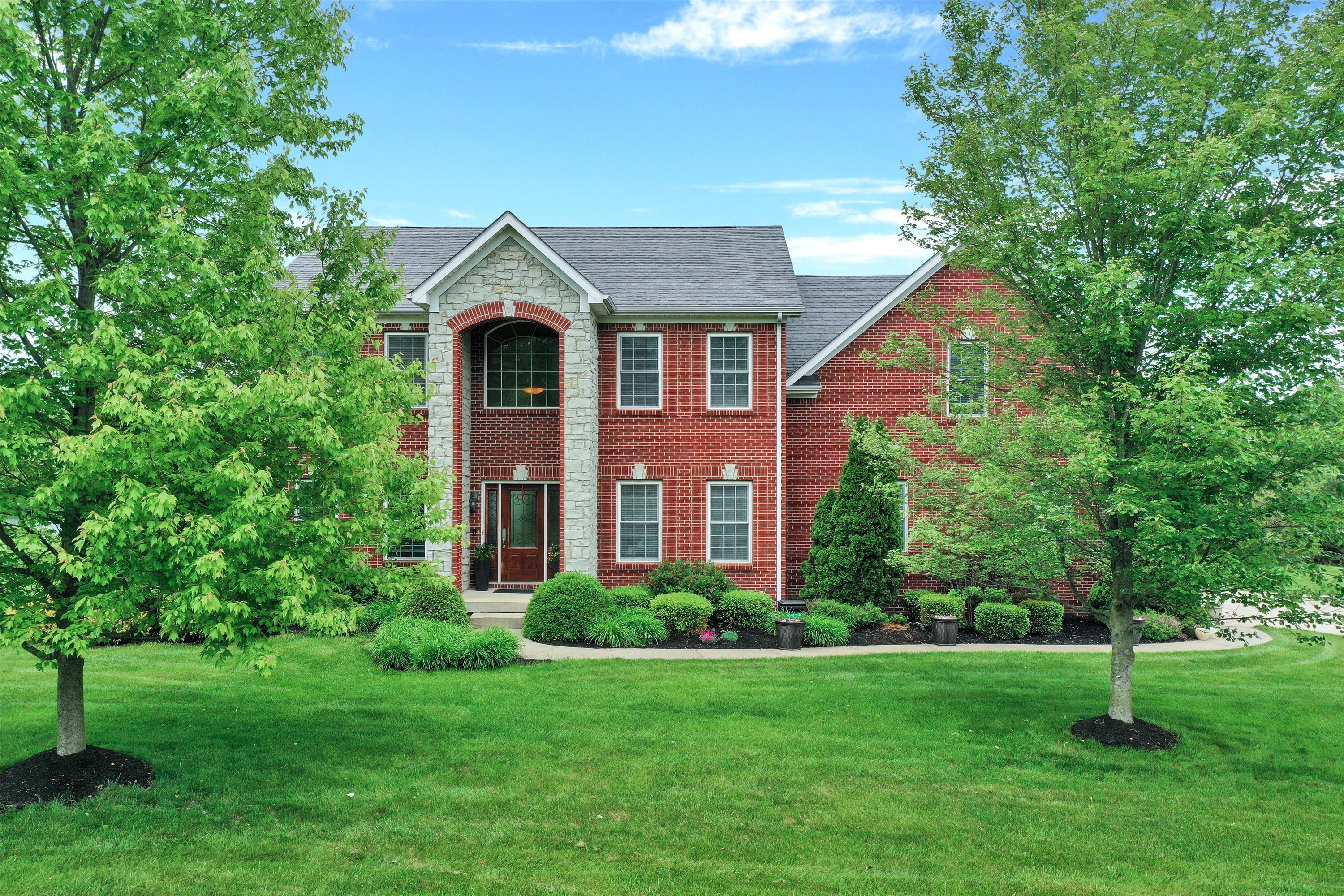 3204 Woodland Ridge Columbus, IN 47201 - Photo 1 of 66 Gallery Image 1