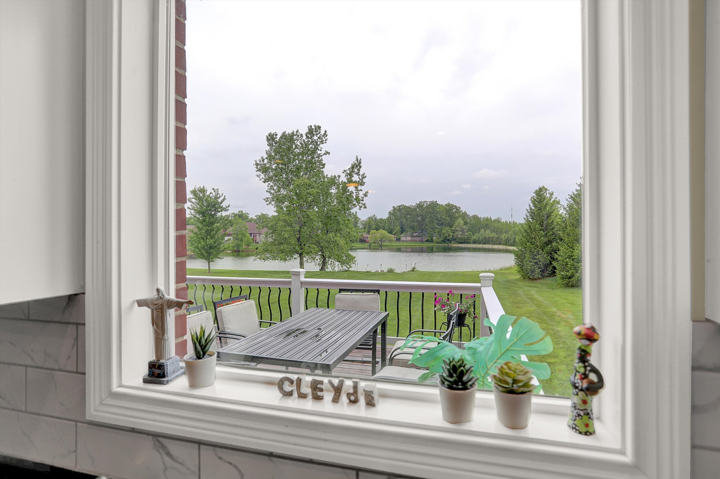 3204 Woodland Ridge Columbus, IN 47201 - Photo 12 of 66 Gallery Image 12