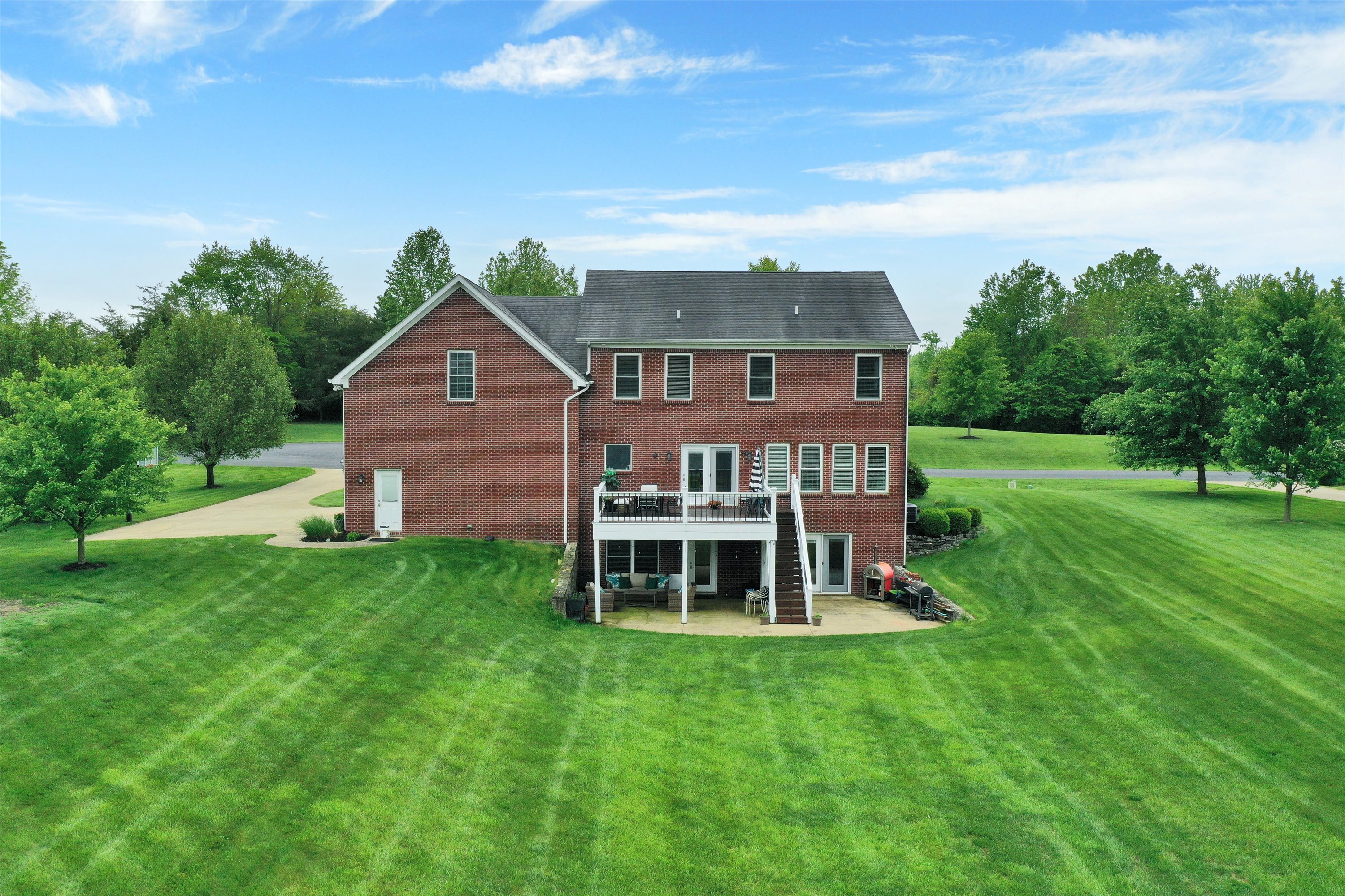 3204 Woodland Ridge Columbus, IN 47201 - Photo 3 of 66 Gallery Image 3